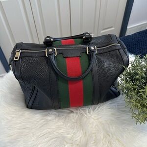 Gucci Black Pebbled Leather Boston type bag with Red & Green Web Stripe